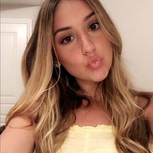 Meet your Posher, Amanda